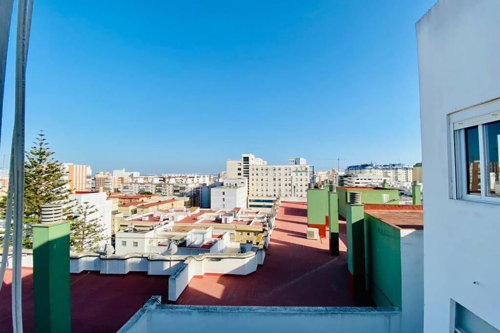 Penthouse Mara Ascensor Y Playa Grupo Ac Gestion Apartment Cadiz Luaran gambar